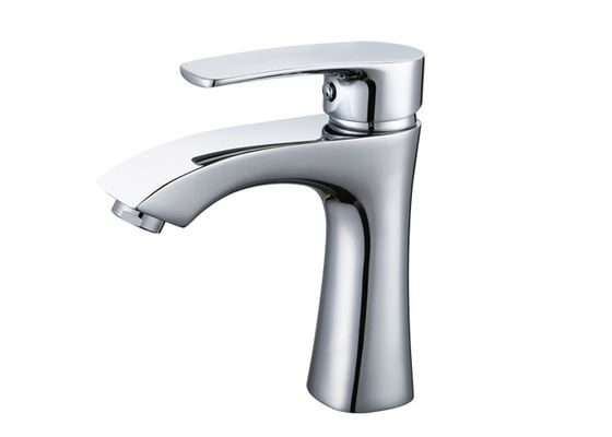 Silver Single Handle Faucet Kamar Mandi / Brass Faucets Kamar Mandi Mudah Instalasi