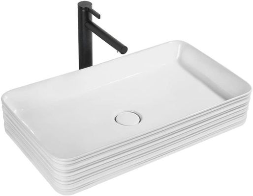 Deck dipasang di atas counter keramik kamar mandi wastafel baskom